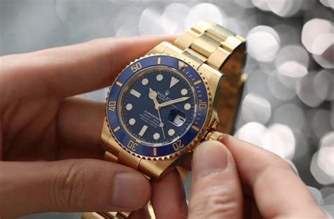 cinturino in pelle rolex submariner|The Rolex Submariner: Everything You Need to Know .